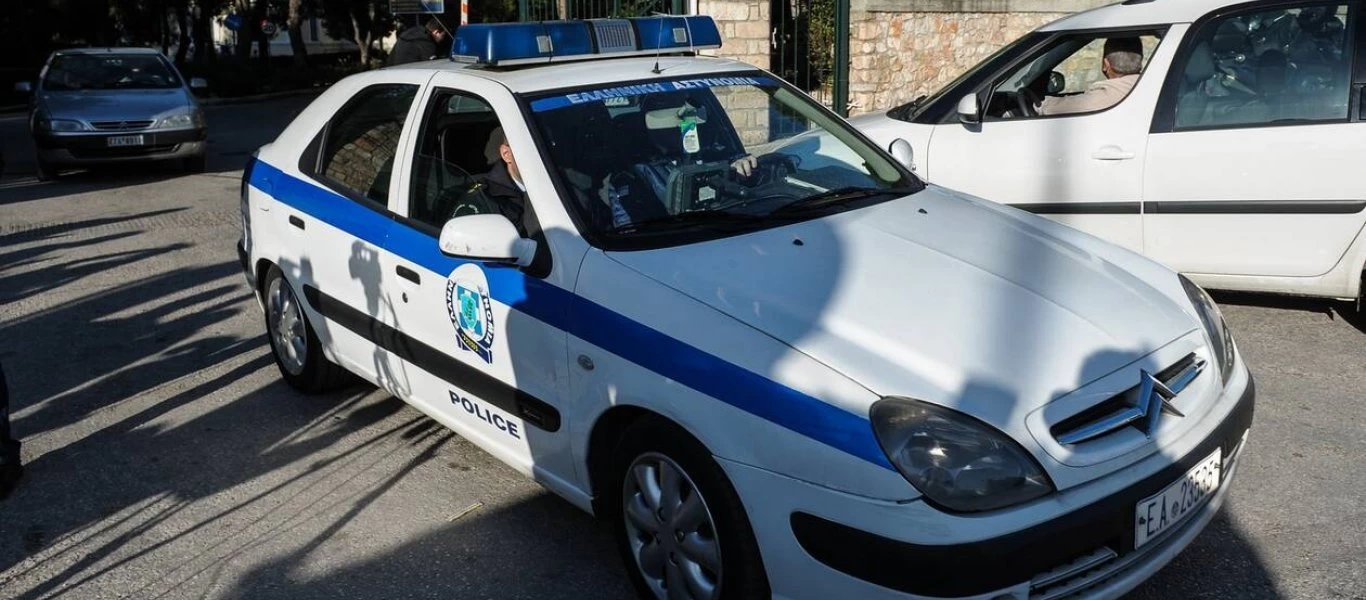 Ένταση μετά από τροχαίο στη Θεσσαλονίκη - Τραυματίστηκε αστυνομικός που προσπάθησε να τους χωρίσει